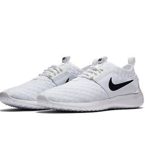 Nike white juvenate tennis shoes